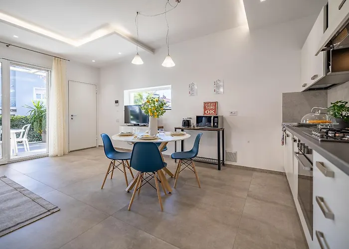 Дом отдыха Garden Риччоне