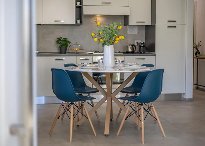 Garden Semesterbostad